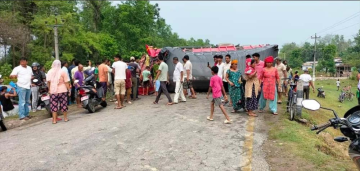 कैलाली दुर्घटना अपडेटः १६ जना घाइते, एकको अवस्था गम्भीर (नाम सहित) 